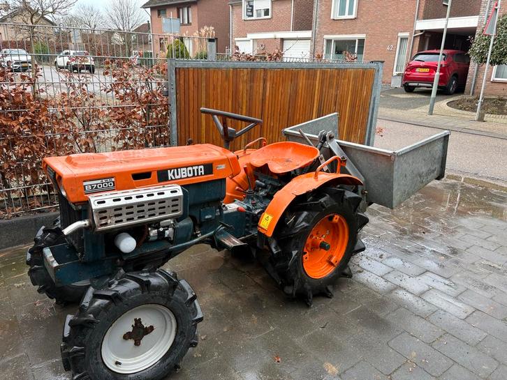 Kubota B7000 compact tractor, Zakelijke goederen, Agrarisch | Tractoren, tot 2500, Overige merken, tot 80 Pk, Gebruikt, Ophalen of Verzenden