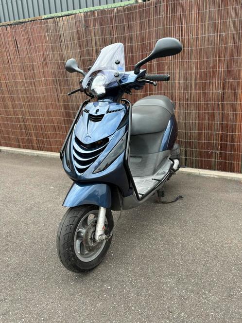 Piaggio zip 4t 50cc brom midnight blue kappen sp, Motoren, Tuning en Styling, Ophalen of Verzenden