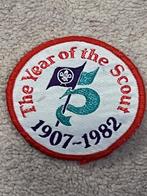 Scouting - Badge - 1907-1982 Year of the Scout, Ophalen of Verzenden, Embleem, Speld of Insigne, Zo goed als nieuw