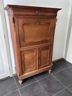 Antieke houten kast, Ophalen