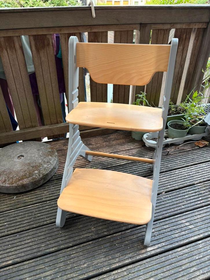 Meegroei kinderstoel van Dapper, Kinderen en Baby's, Kinderstoelen, Zo goed als nieuw, Meegroeistoel, Aanschuifbaar, Ophalen