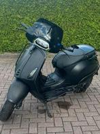 Vespa sprint notte (2020), Fietsen en Brommers, Scooters | Vespa, Ophalen, Overige modellen, Maximaal 45 km/u, Zo goed als nieuw