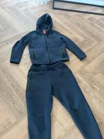 Nike tech traningpak 158-164, Sport- of Zwemkleding, Ophalen of Verzenden, Zo goed als nieuw, Nike