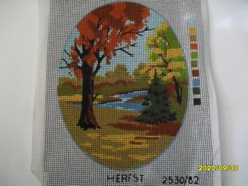 NIEUW Voorbedrukt stramien Herfst 2530/82. Verkoop ook DMC beschikbaar voor biedingen