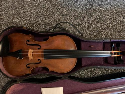 Oude perfecte viool 4/4, Muziek en Instrumenten, Strijkinstrumenten | Violen en Altviolen, Gebruikt, 4/4-viool, Met koffer, Ophalen of Verzenden