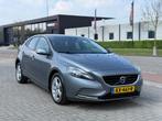 Volvo V40 2.0 D2 Momentum (bj 11-2015) Euro6/Clima/Led/Navi, Voorwielaandrijving, Gebruikt, 4 cilinders, Bedrijf