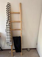 Houten ladder, Ophalen, Zo goed als nieuw