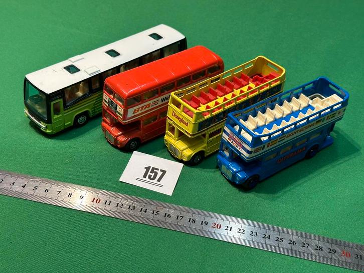 157 Corgi 3 x dubbeldekker bus + Gatwick bus, Hobby en Vrije tijd, Modelauto's | Overige schalen, Gebruikt, Bus of Vrachtwagen