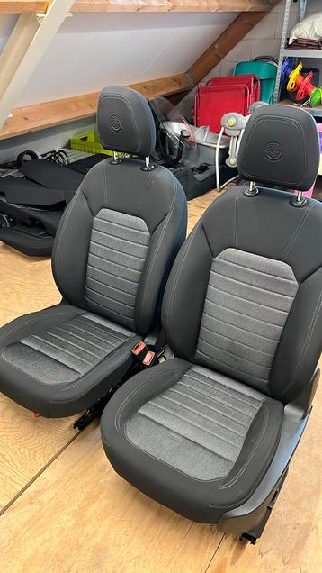 Interieur Alfa romeo Stelvio stof  beschikbaar voor biedingen