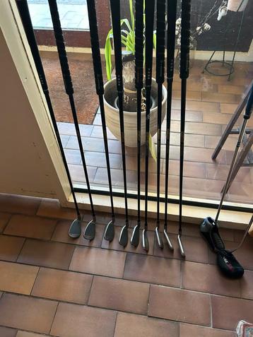Bobby Jones, Golf Clubs. Ping en Titleist putters beschikbaar voor biedingen