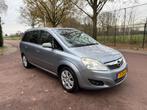 Opel Zafira 2.2 Cosmo Airco / Navi / Cruise / Parkeersensor, Auto's, Voorwielaandrijving, Parkeersensor, Gebruikt, 4 cilinders