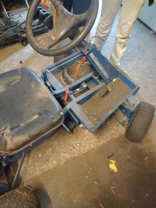 Race zitmaaier 16 pk 1 cilinder Briggs and Stratton motor, Tuin en Terras, Zitmaaiers, Zo goed als nieuw, 90 tot 120 cm, Ophalen of Verzenden