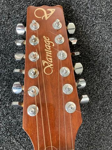 Vantage VS-12 12-snarige Gitaar beschikbaar voor biedingen