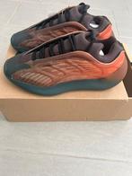Yeezy 700, Kleding | Heren, Schoenen, Overige kleuren, Nieuw, Ophalen of Verzenden, Sneakers of Gympen