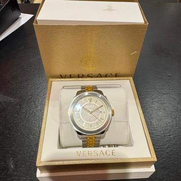 Versace Horloge Sapphire crystal beschikbaar voor biedingen