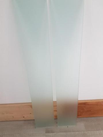 1 GEHARD SATIJNEN GLASPLAAT 120cm x 20 beschikbaar voor biedingen