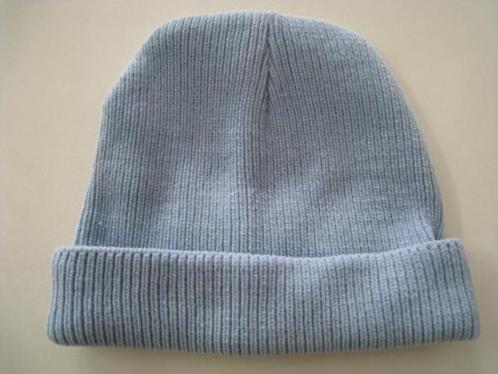 Muts lichtblauw, 100% acryl, zeer warm., Kleding | Dames, Mutsen, Sjaals en Handschoenen, Nieuw, Muts, Ophalen of Verzenden