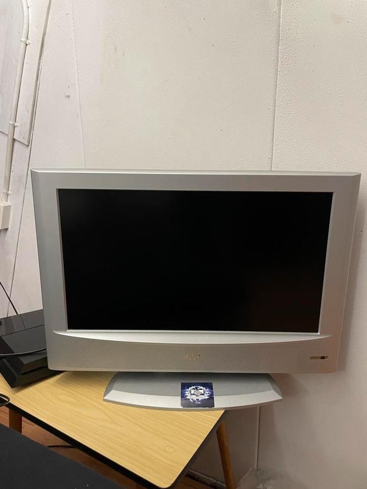 Televisie met afstandsbediening - JVC LCD, Audio, Tv en Foto, Televisies, Gebruikt, LCD, 60 tot 80 cm, HD Ready (720p), Overige merken