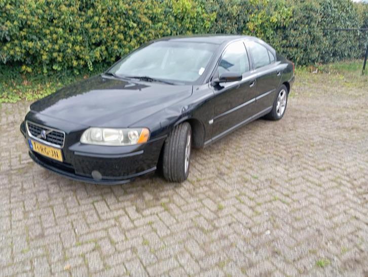 Volvo S60 2.4 140PK 2005 Zwart, Auto's, Volvo, Particulier, S60, Airbags, Airconditioning, Alarm, Boordcomputer, Centrale vergrendeling