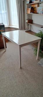 Simpele witte tafel/bureau - 120x75,5 cm, Ophalen, Overige materialen, 100 tot 150 cm, Tot twee personen