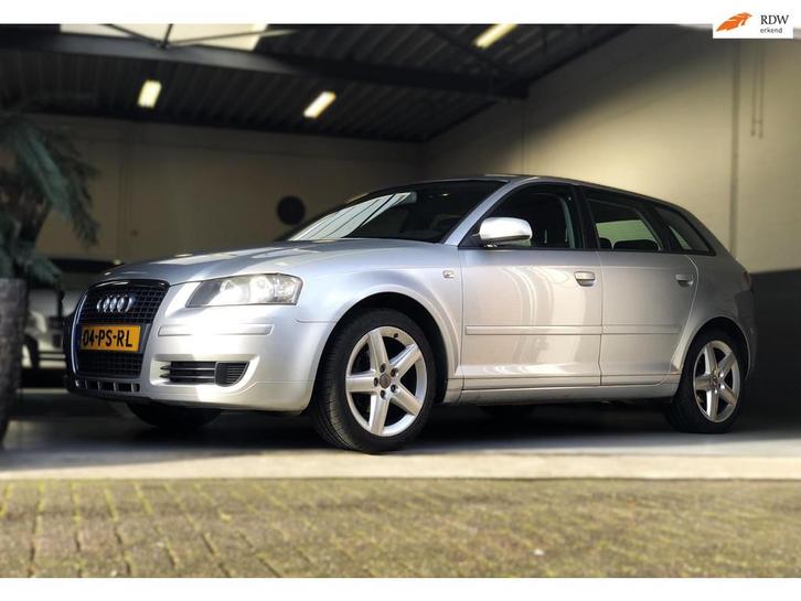 Audi A3 Sportback 1.6 FSI/CRUISE/CLimate/Trekhaak, Auto's, Audi, Bedrijf, Te koop, A3, ABS, Airbags, Airconditioning, Centrale vergrendeling