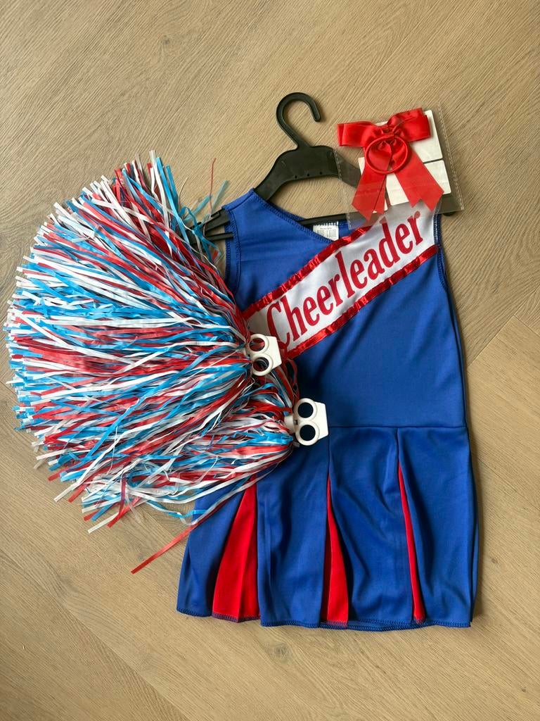 Compleet cheerleader pakje maat 104, Ophalen of Verzenden, Zo goed als nieuw, 104 of kleiner, Jongen of Meisje