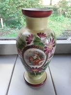 Opaline vaas, meisje met Amor en vuur, Ophalen of Verzenden