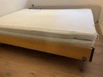 Bed en matras - Gratis ophalen in Amsterdam, Huis en Inrichting, Slaapkamer | Bedden, Ophalen, Gebruikt, Ikea, Zweeds design, Bruin
