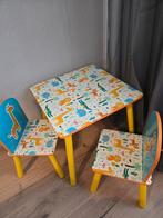 Kindertafel met 2 stoelen, Kinderen en Baby's, Kinderkamer | Tafels en Stoelen, Ophalen, Zo goed als nieuw, Stoel(en)