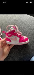 Nike Jordan, Kinderen en Baby's, Babykleding | Schoentjes en Sokjes, Jordan, Meisje, Zo goed als nieuw, Ophalen