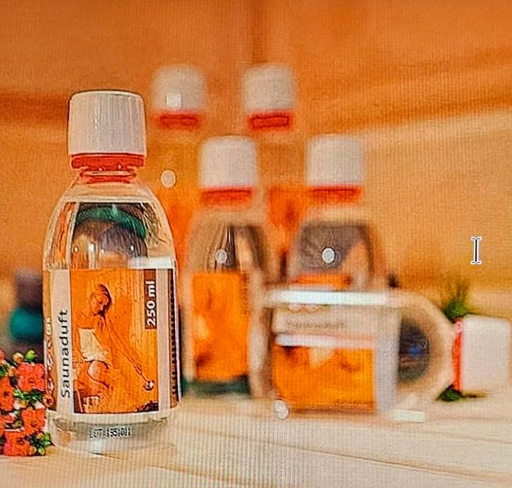 Saunageur 250 ml concentraat  €  15,99  2 stuks  €  30,00, Sport en Fitness, Sauna, Nieuw, Complete sauna, Ophalen of Verzenden