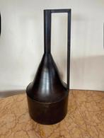 Metalen vaas, 52 cm hoog, Huis en Inrichting, Ophalen of Verzenden, Overige kleuren, Overige materialen, 50 tot 75 cm