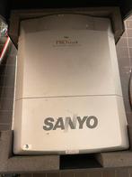 Sanyo XF45 bioscoopprojector in flightcase, Audio, Tv en Foto, Beamers, Gebruikt, Ophalen of Verzenden