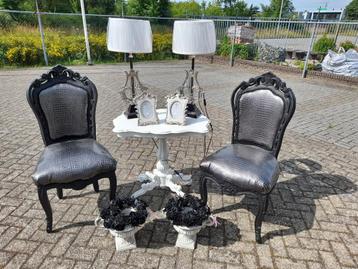 2 mooie barok stoelen 125.00 p.s  beschikbaar voor biedingen