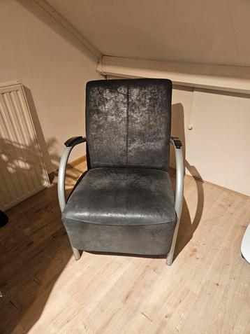 Mooie stoel - Weinig gebruikt! beschikbaar voor biedingen