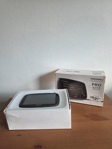 TomTom Pro 5250 Vrachtwagen Navigatie beschikbaar voor biedingen