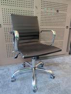 Vitra ea117 imitatie bureaustoel, Huis en Inrichting, Bureaustoelen, Ophalen, Gebruikt, Zwart, Bureaustoel