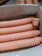 Roodstenen kweekpotjes 6(binnenkant) cm doorsnee bovenzijde, Tuin en Terras, Bloempotten, Ophalen of Verzenden, Zo goed als nieuw