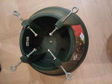 Kerstboom standaard beschikbaar voor biedingen