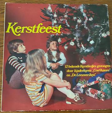LP Kerstfeest gezongen door Kinderkoor ConAmore + Leeueriken beschikbaar voor biedingen