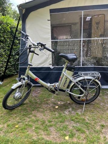  2 Vouwfietsen electrsch zijn van aluminium beschikbaar voor biedingen