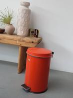 Vintage oranje Brabantia pedaalemmer, Gebruikt, Met pedaal, Ophalen of Verzenden, Minder dan 10 liter