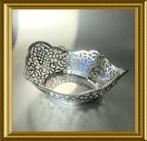 Mooi ajour zilveren soezenmandje / bonbon schaal groot model, Antiek en Kunst, Antiek | Goud en Zilver, Ophalen of Verzenden, Zilver