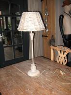 Houten lamp met Rieten Kap, Minder dan 50 cm, Gebruikt, Ophalen of Verzenden