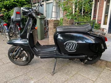 300 euro Scomadi Tourisme Leggero 50 TL50 2016 Scooter beschikbaar voor biedingen