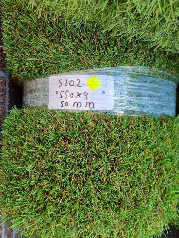 Kunstgras coupon 5.5 x 4 meter S102 zachte sprieten 50 mm, Tuin en Terras, Gras en Kunstgras, Nieuw, Kunstgras, 20 m² of meer