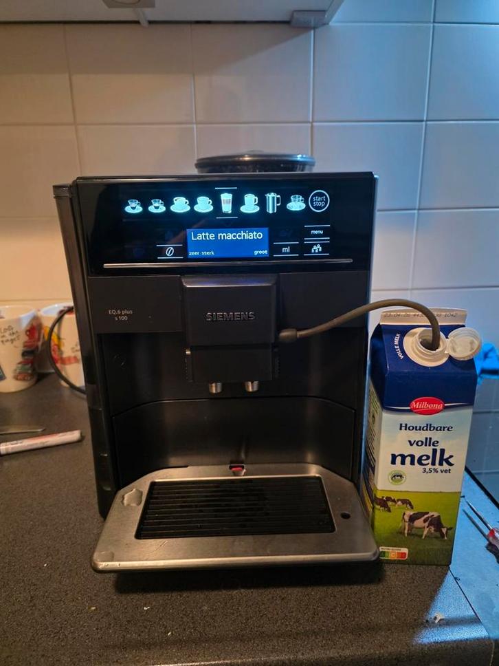 Siemens EQ.6 plus s100 Espresso Machine - Zo goed als nieuw, Witgoed en Apparatuur, Koffiezetapparaten, Zo goed als nieuw, Gemalen koffie