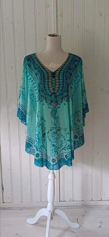 Mooie aqua groene tuniek met zilversteentjes  one size beschikbaar voor biedingen