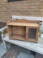 Oude Houten Wandkast met Glazen Deur, Antiek en Kunst, Antiek | Meubels | Kasten, Ophalen of Verzenden