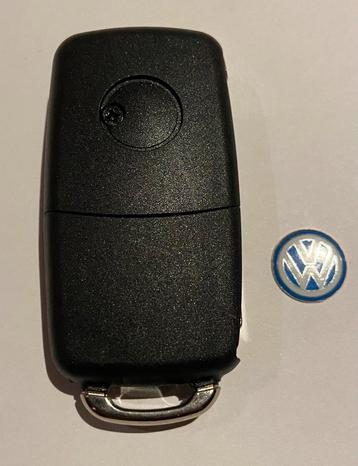 Twee knops vw sleutel met elektronica en ID chip  beschikbaar voor biedingen